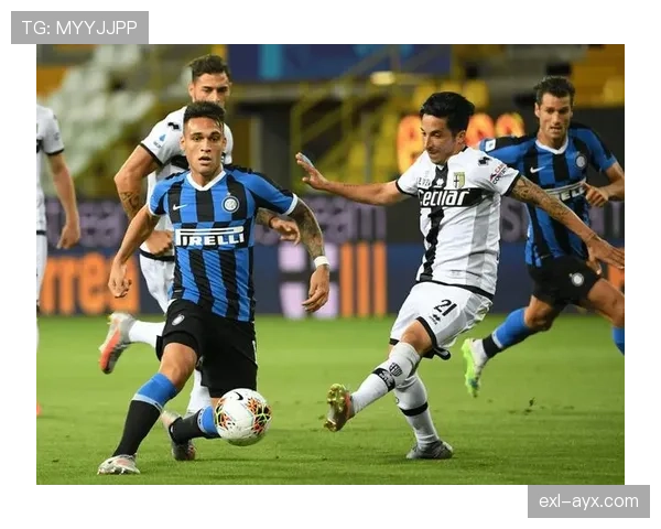 阿库尼亚战术适配性提升球队竞争力，表现稳健引发足球界关注